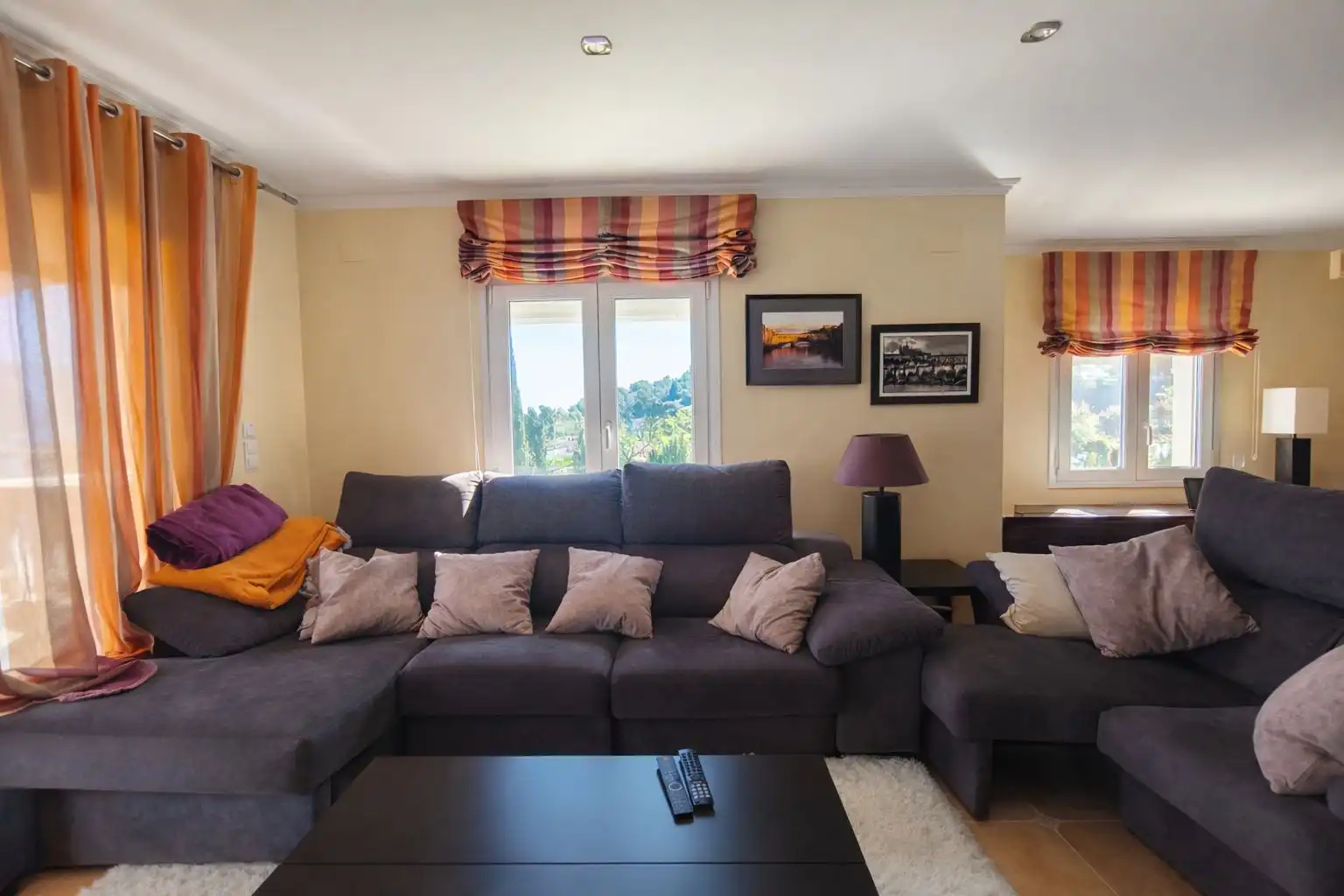 Detached house with pool for sale in El Montgó, imagen 10