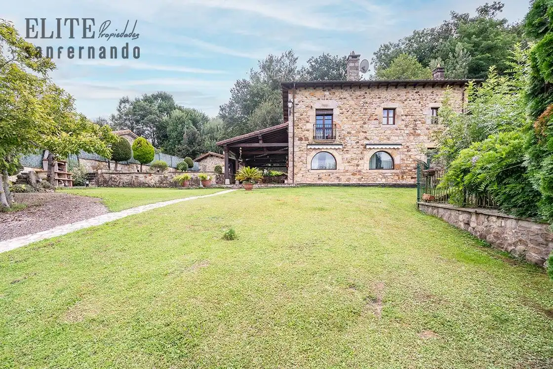 Jardín de Casa o chalet en venta en Santa María de Cayón con Calefacción, Jardín privado y Terraza