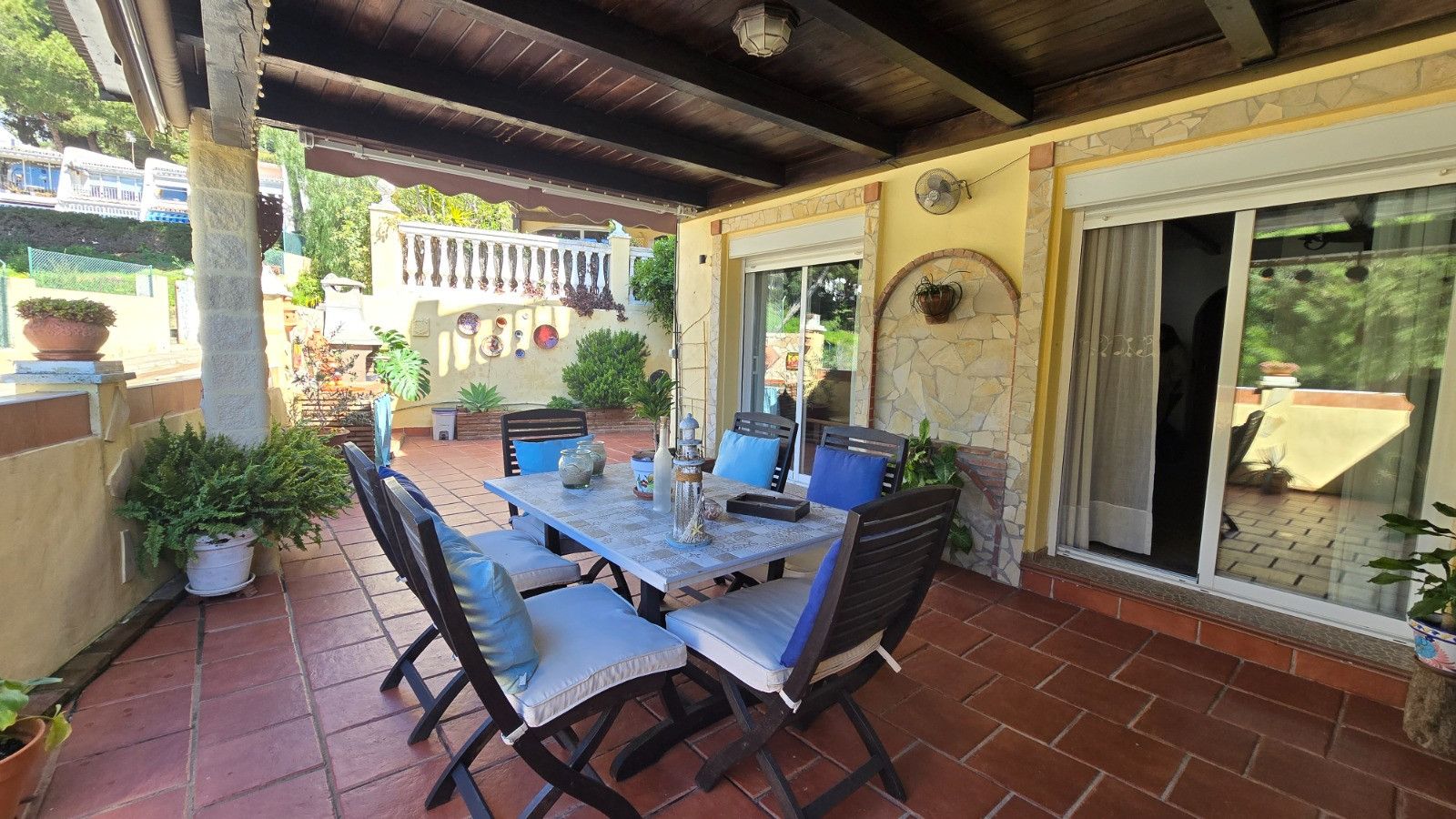 Terrassa de Casa adosada en venda en Estepona amb Aire condicionat, Terrassa i Piscina