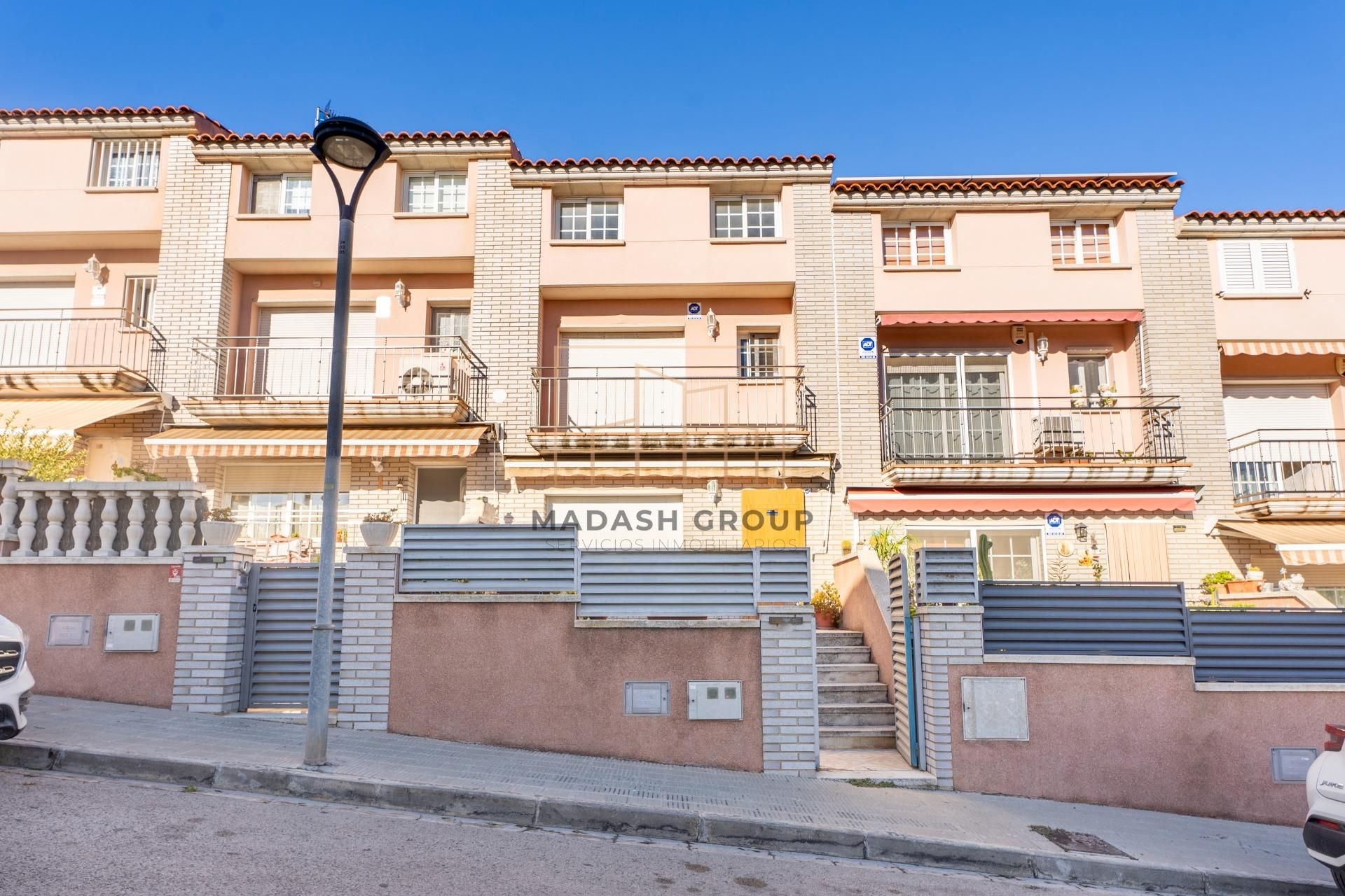 Exterior view of Single-family semi-detached for sale in Calafell  with Terrace