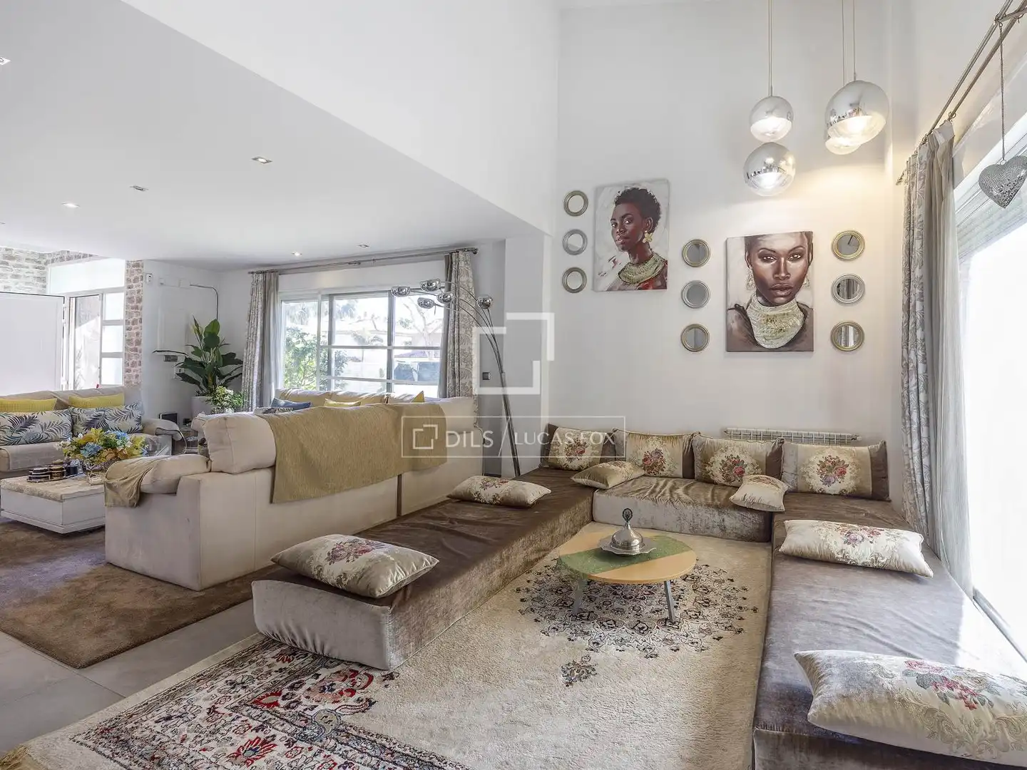 Sala d'estar de Casa o xalet en venda en Bétera amb Aire condicionat, Calefacció i Jardí privat