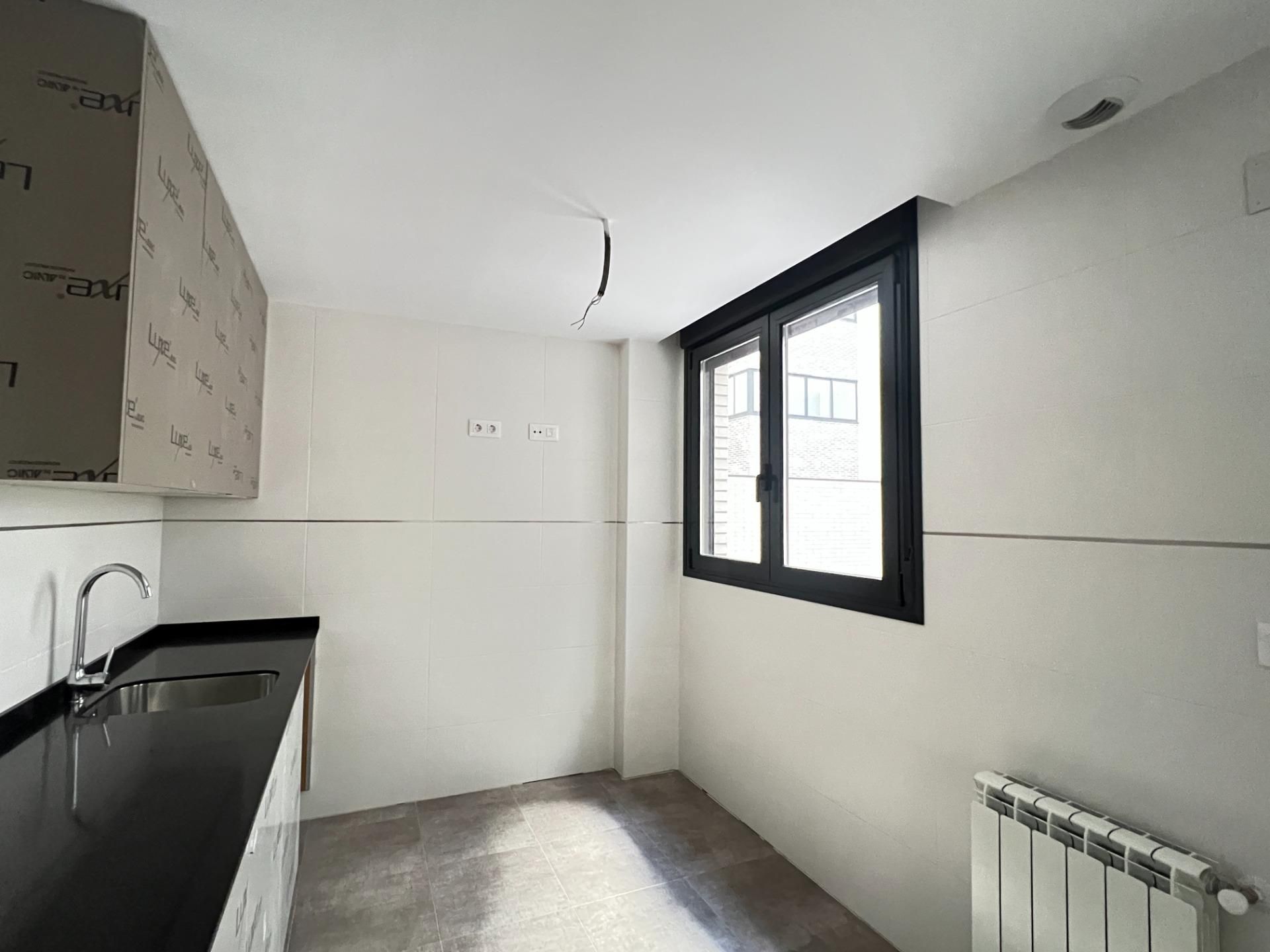 Kitchen of Flat for sale in Alicante / Alacant  with Air Conditioner, Heating and Private garden