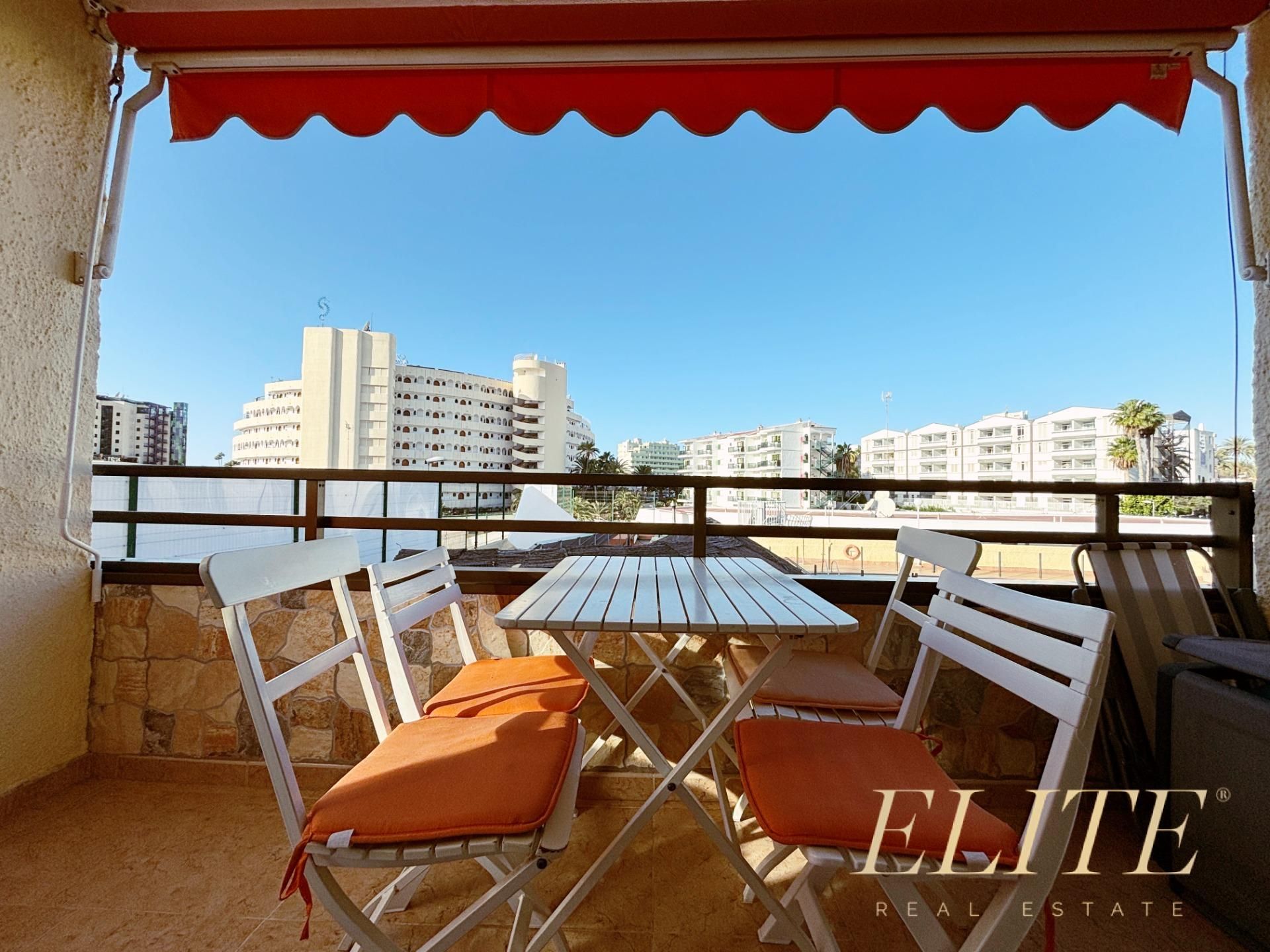 Balcony of Flat for sale in San Bartolomé de Tirajana  with Air Conditioner, Private garden and Terrace