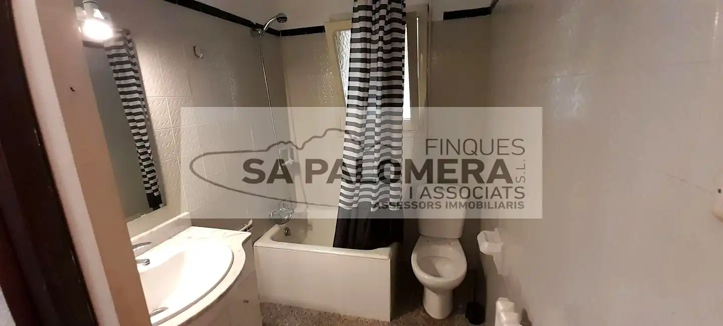 Bathroom of Houses for sale in Blanes  with Heating, Private garden and Parquet flooring