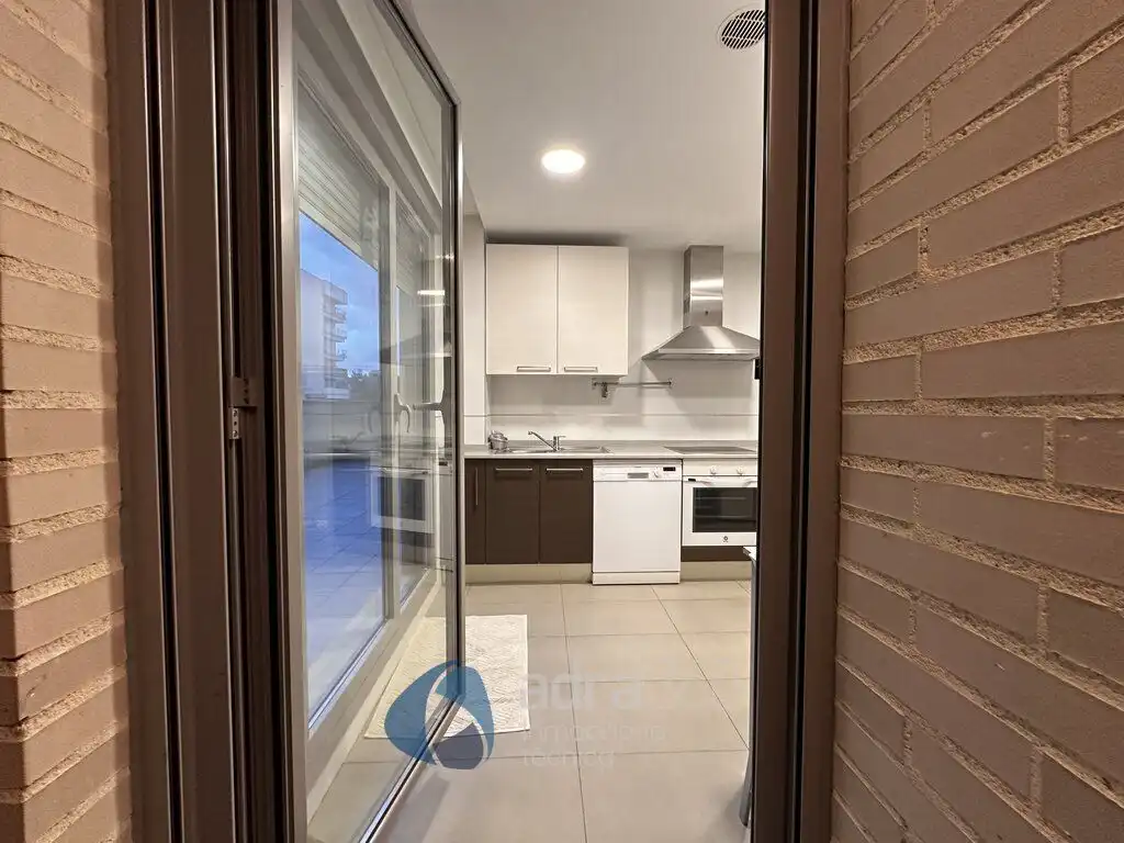 Flat for rent in Alfonso VI, San Adrián