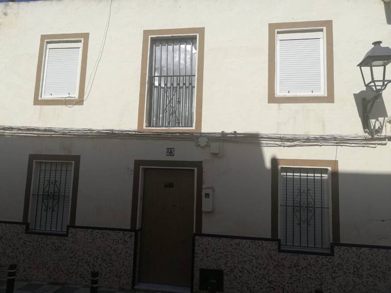 Exterior view of Single-family semi-detached for sale in Cantillana