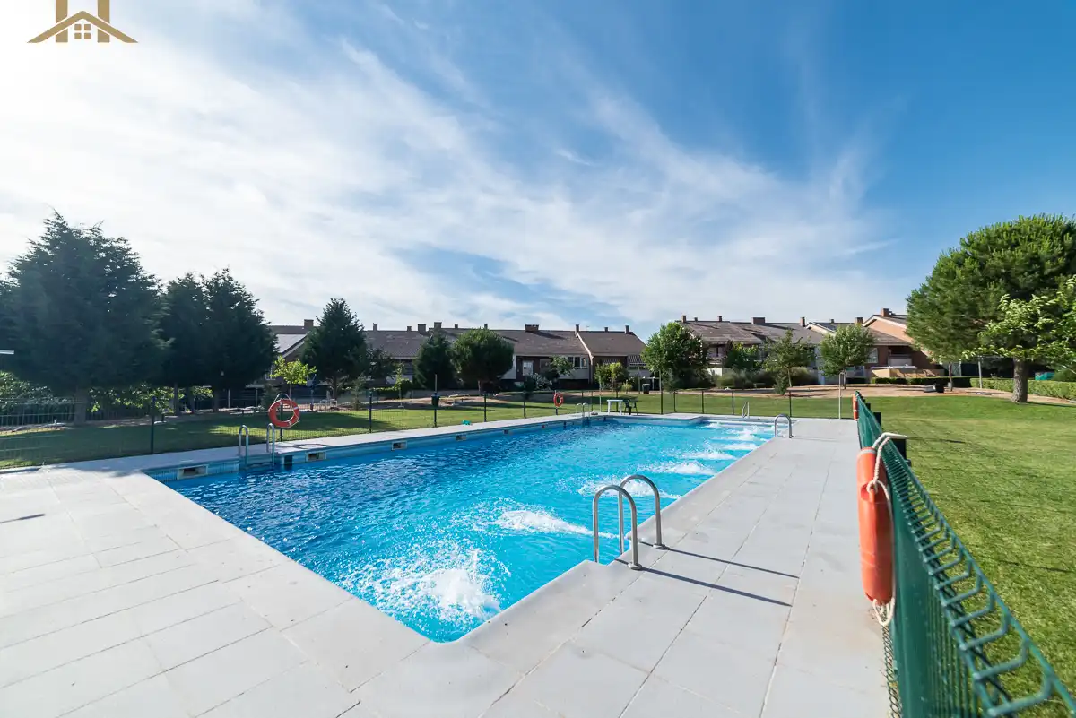 Swimming pool of Flat for sale in Illescas  with Air Conditioner, Heating and Terrace