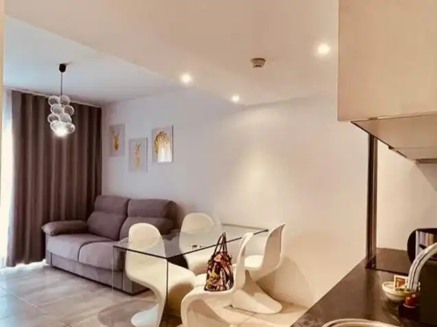 Apartamento con piscina en venta en Av Juan Carlos I 3, imagen 9