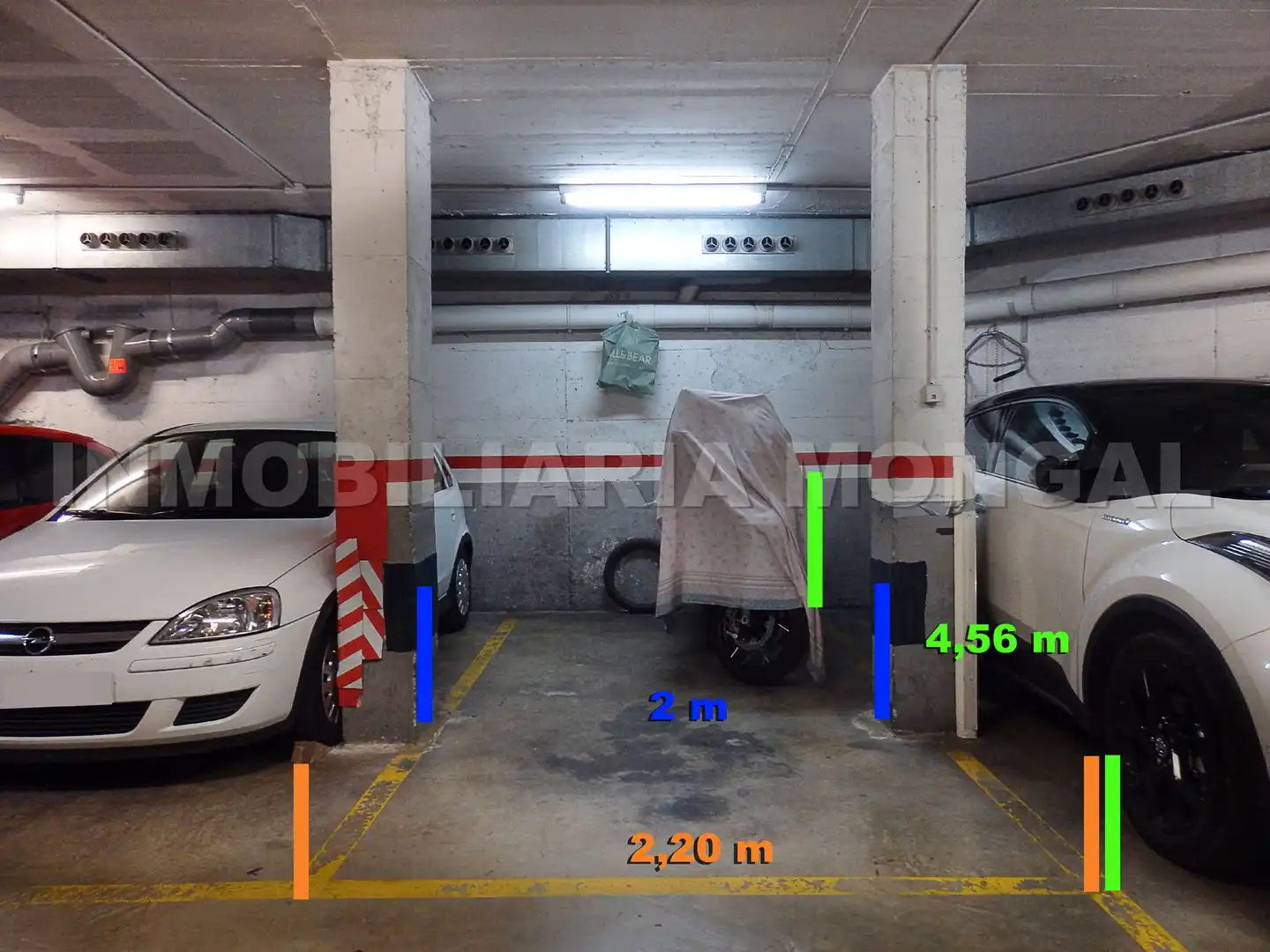 Einzelparkplatz zum Verkauf in Carrer de Girona 30, imagen 2