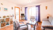 Sala d'estar de Pis en venda en Es Castell amb Terrassa, Piscina i Piscina comunitària