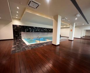 Piscina de Apartament de lloguer en Estepona amb Aire condicionat, Terrassa i Piscina