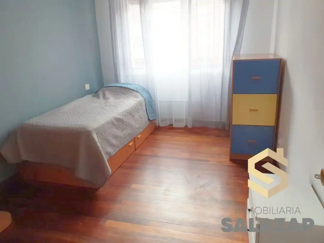 Habitación de Piso de alquiler en Bilbao  con Calefacción y Balcón