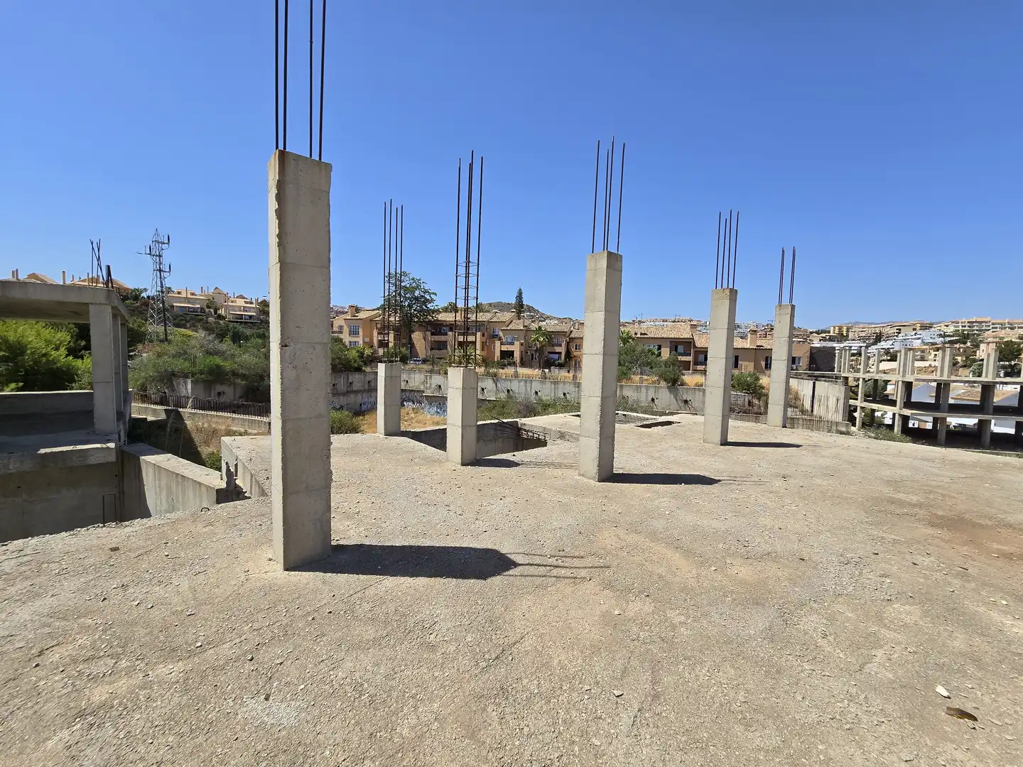 Vista exterior de Edifici en venda en Mijas amb Piscina comunitària