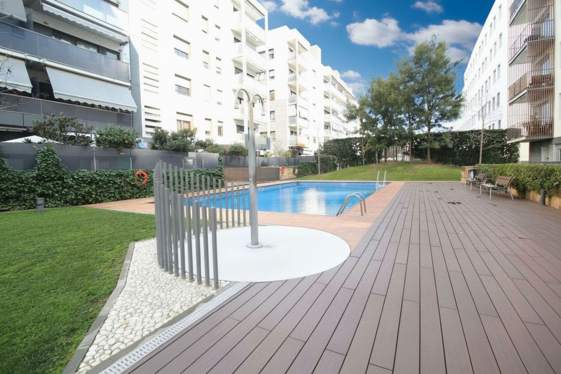 Swimming pool of Flat for sale in Sant Feliu de Llobregat  with Air Conditioner, Heating and Parquet flooring