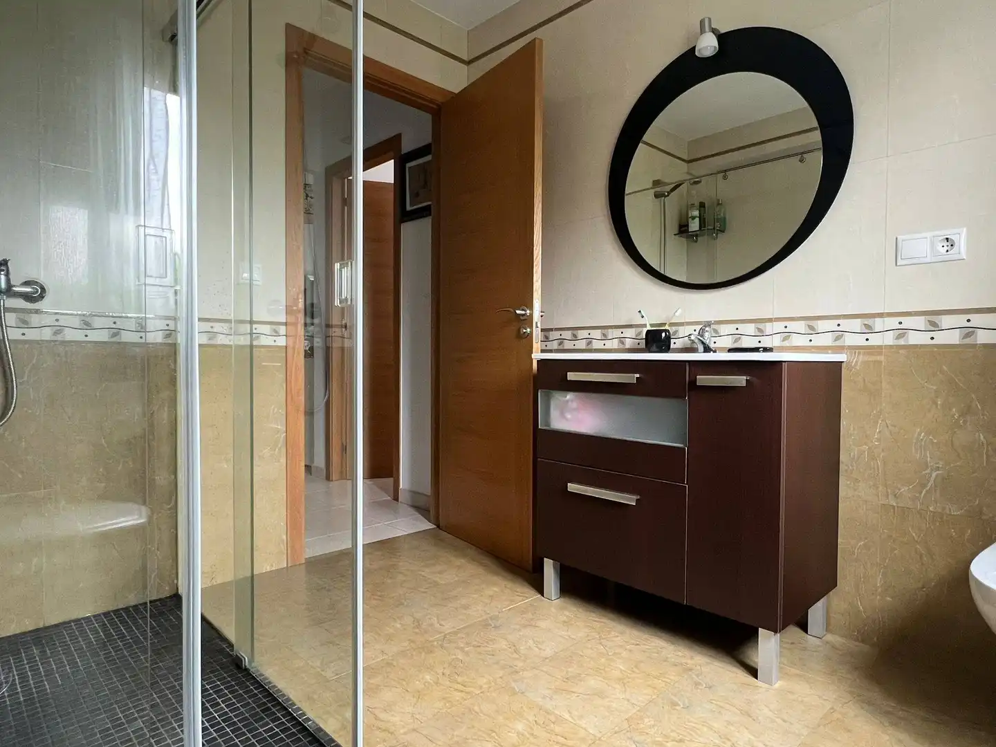 Bathroom of Houses for rent in Padrón  with Heating, Private garden and Storage room