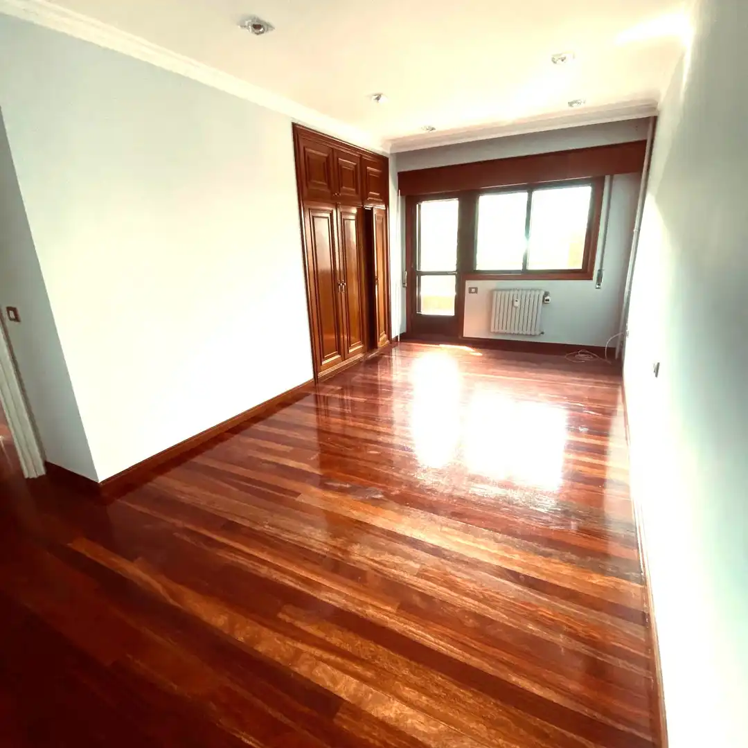 Schlafzimmer von Wohnung zur Miete in Vigo 