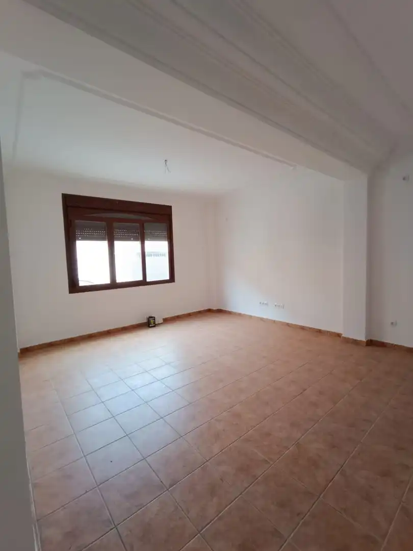 Wohnzimmer von Einfamilien-Reihenhaus zum Verkauf in Talavera de la Reina mit Abstellraum
