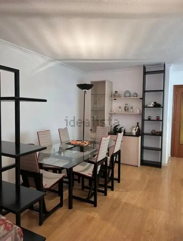 Comedor de Piso de alquiler en Alicante / Alacant con Terraza y Amueblado