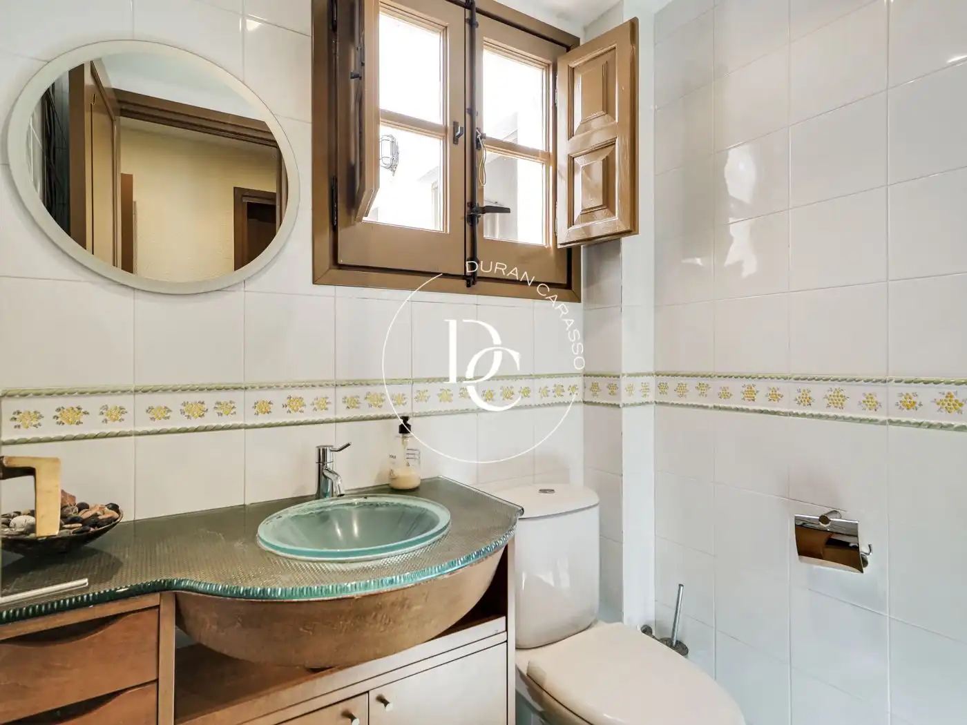 Baño de Finca rústica en venta en Font-rubí con Calefacción, Jardín privado y Terraza
