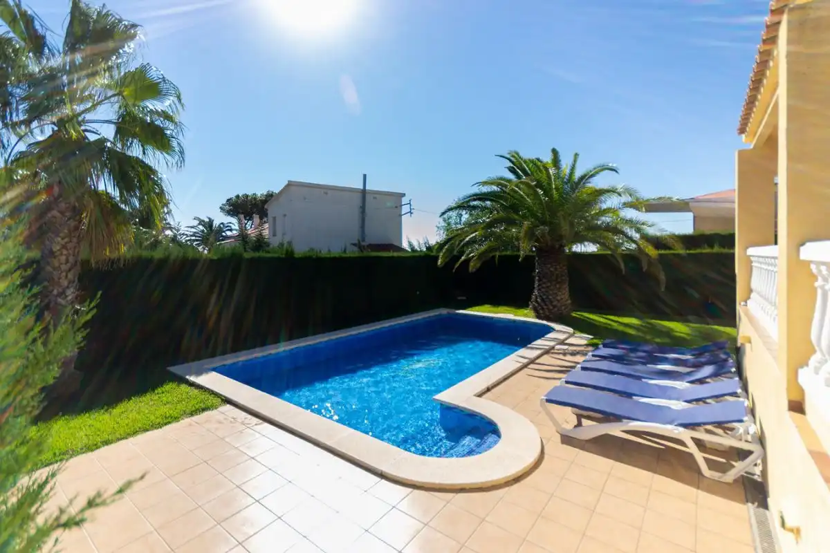 Piscina de Casa o xalet en venda en L'Ametlla de Mar  amb Aire condicionat, Calefacció i Jardí privat