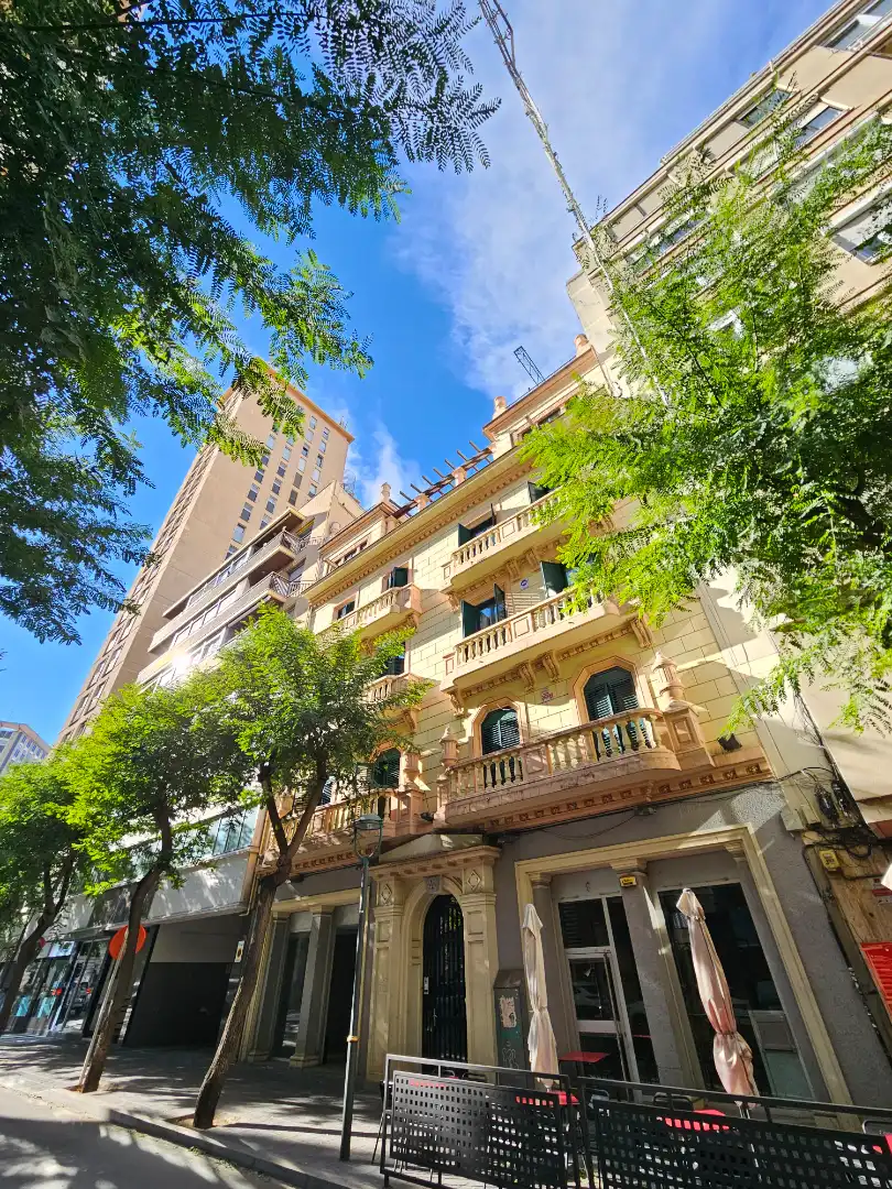 Penthouse with terrace for sale in Carrer Rovira i Virgili, imagen 45