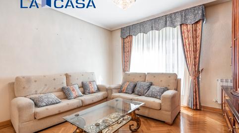 Photo 2 of Flat to rent in Calle de Canarias, Palos de Moguer, Madrid