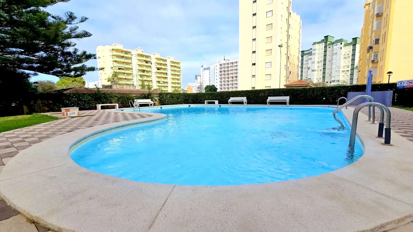 Apartamento de alquiler en Camp De Morvedre, 51, Playa de Gandia