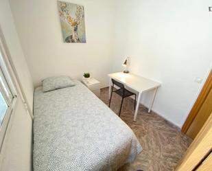 Dormitori de Apartament per a compartir en Getafe amb Calefacció, Moblat i Rentadora