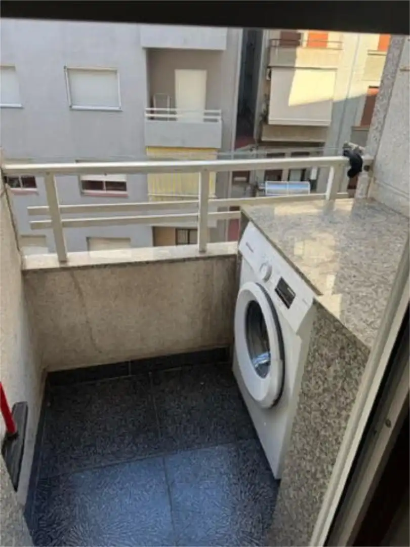Terraza de Piso de alquiler en Ourense Capital  con Calefacción, Amueblado y Horno