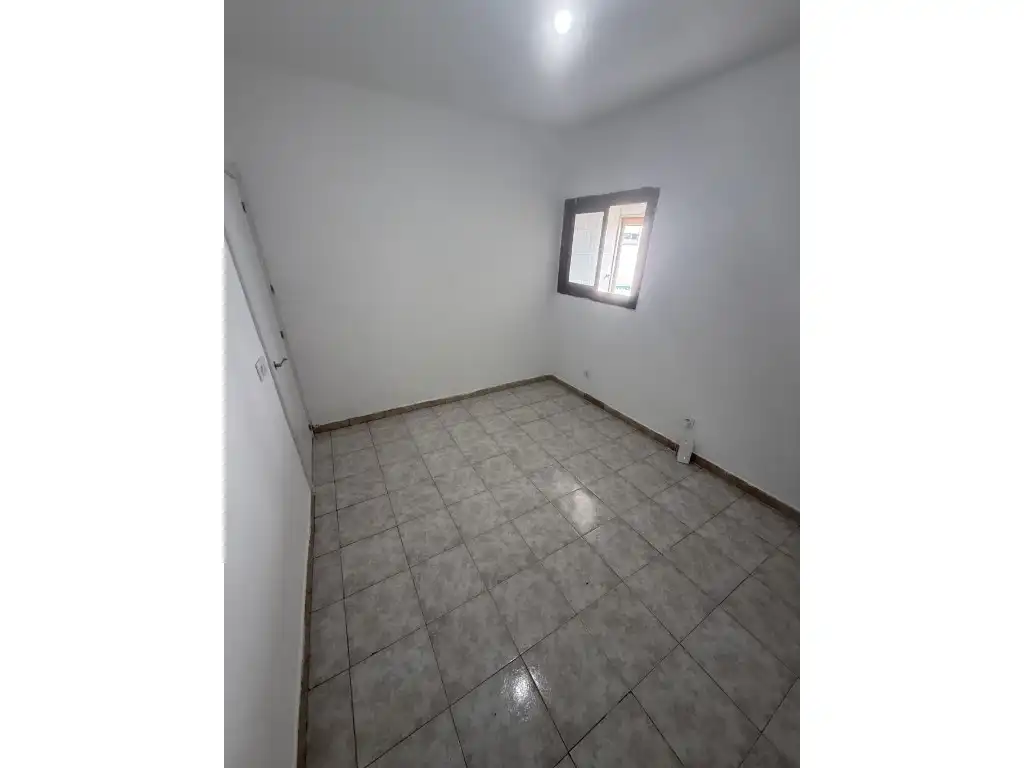 Dormitori de Apartament en venda en L'Hospitalet de Llobregat