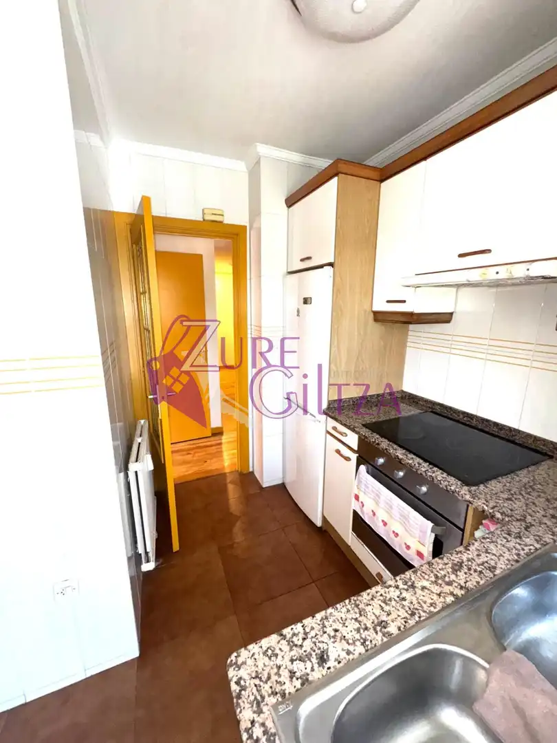 Kitchen of Flat for sale in Durango  with Heating, Storage room and Furnished