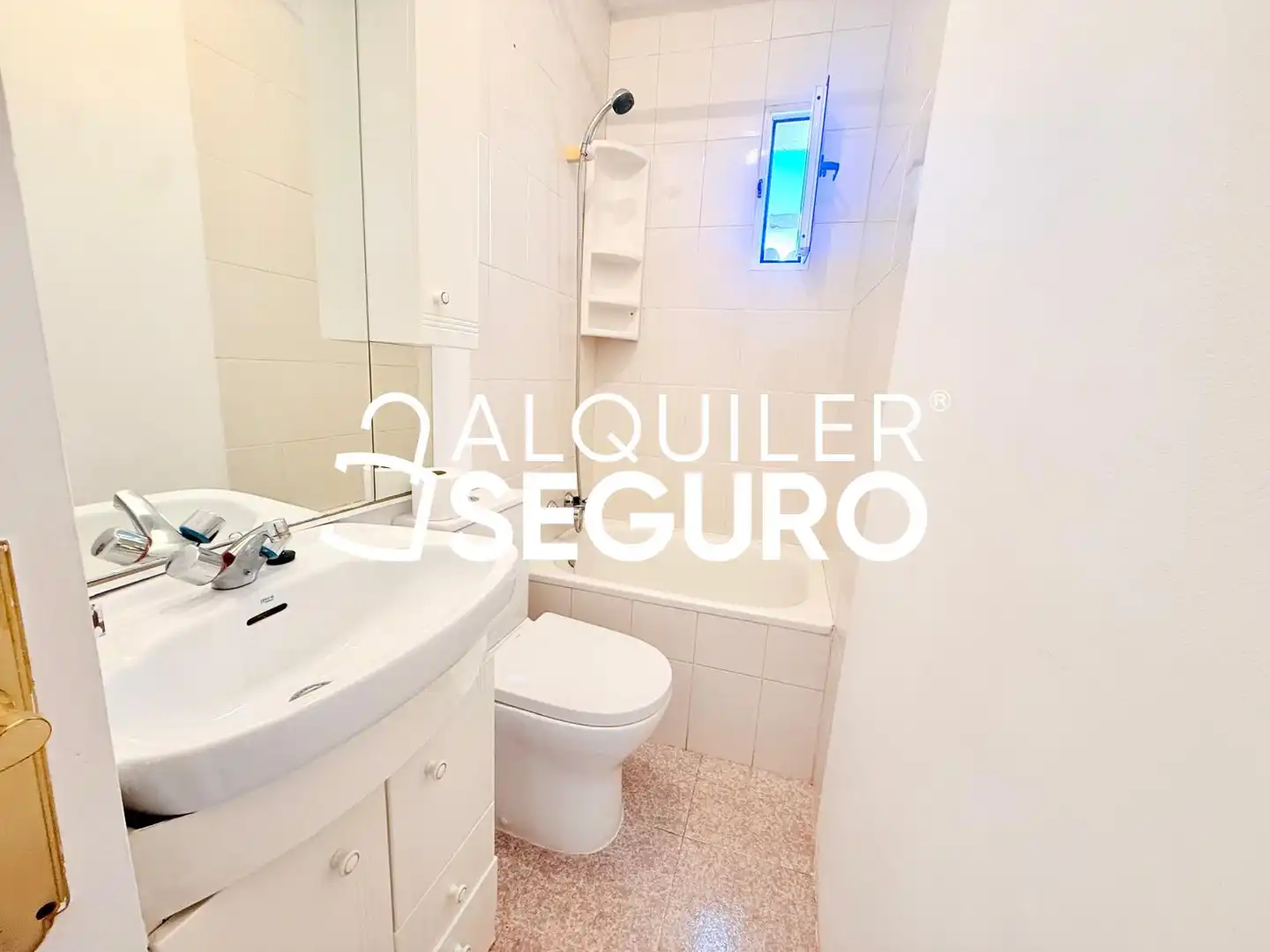 Piso con ascensor en alquiler en de Fernández de los Ríos, imagen 21