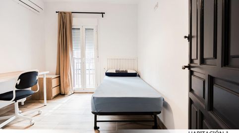 Foto 2 de Habitació a Doctor Barraquer - G. Renfe - Policlínico, Sevilla Capital