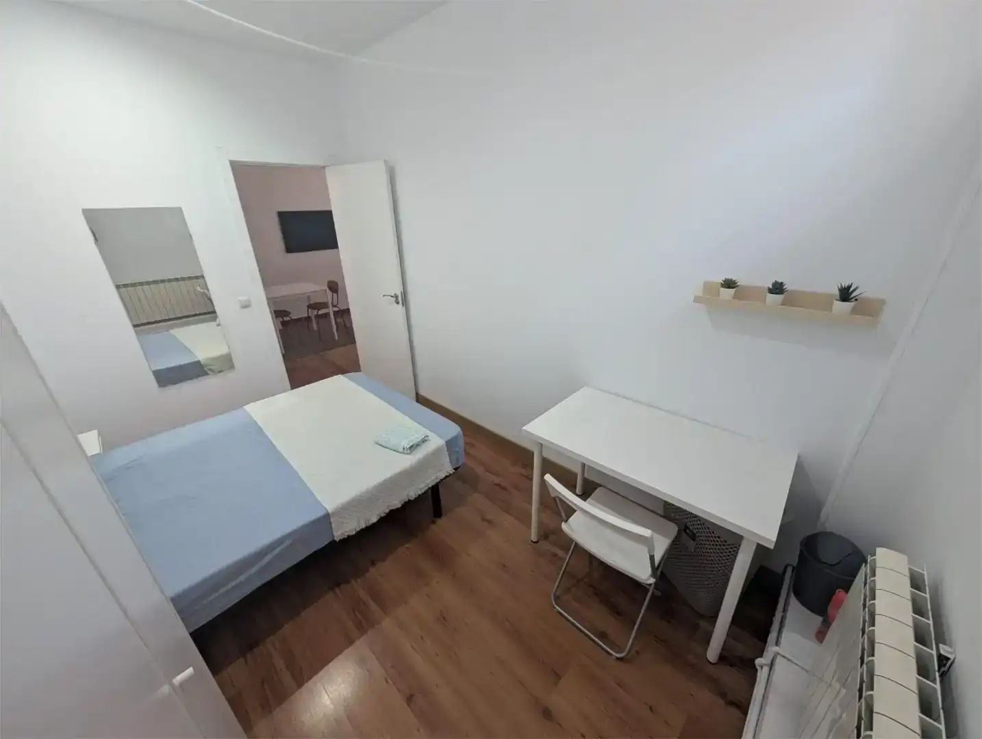 Dormitori de Casa o xalet per a compartir en Madrid amb Aire condicionat, Parquet i Traster