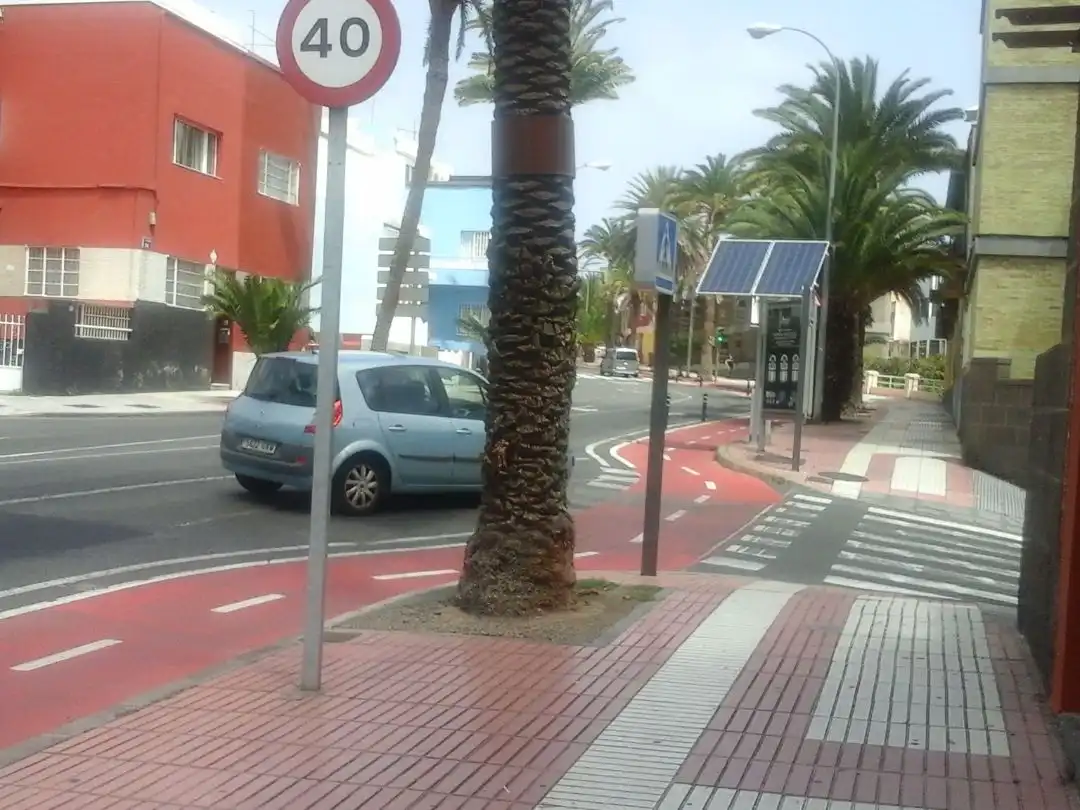 Vista exterior de Garaje de alquiler en Las Palmas de Gran Canaria