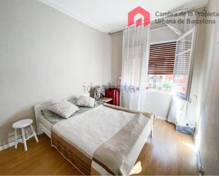 Bedroom of Flat for sale in  Barcelona Capital