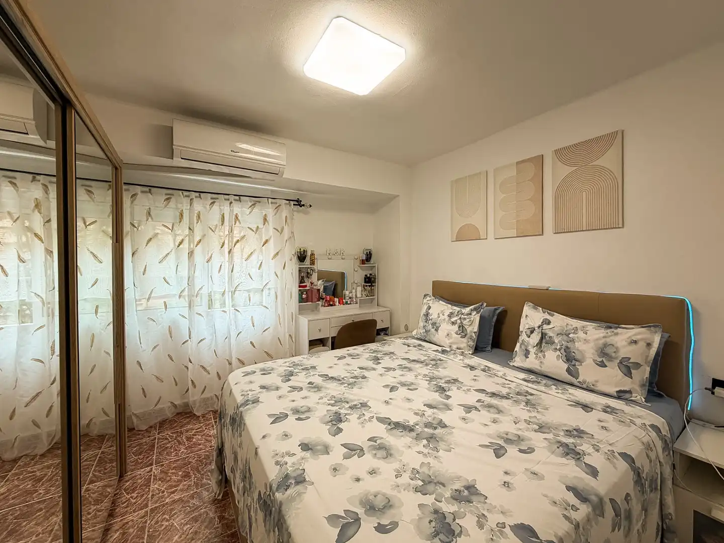 Piso con terraza en venta en Carrer Pintor Josep Ribera, imagen 8
