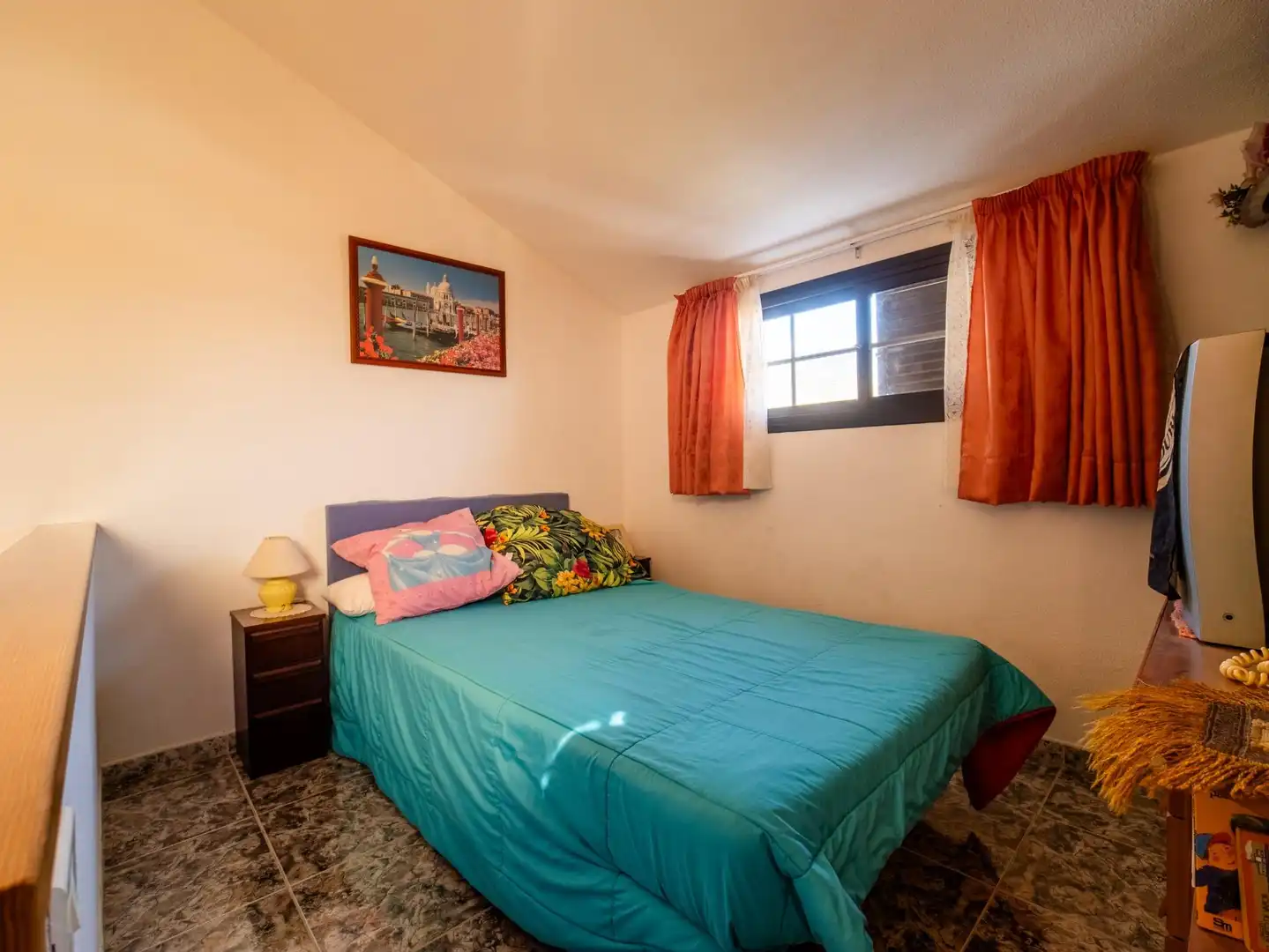 Dormitori de Casa adosada en venda en Candelaria amb Aire condicionat, Jardí privat i Piscina comunitària