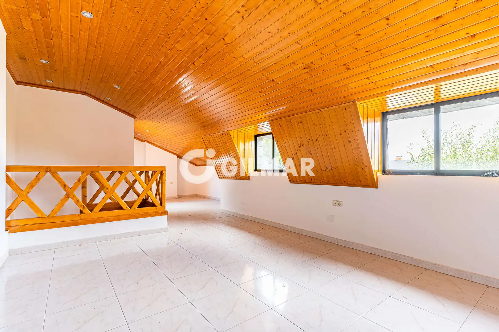 Bedroom of Detached homes for sale in Pozuelo de Alarcón  with Heating, Private garden and Swimming Pool