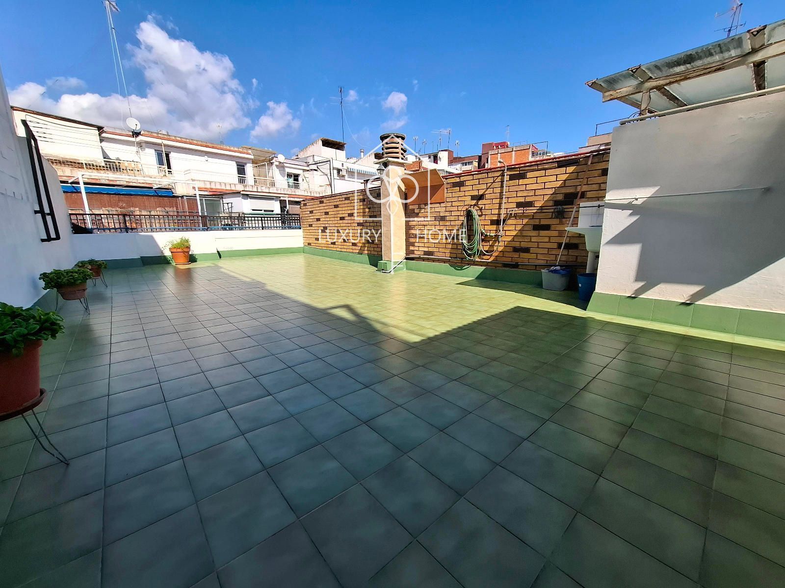 Terrassa de Àtic en venda en L'Hospitalet de Llobregat amb Aire condicionat, Calefacció i Parquet