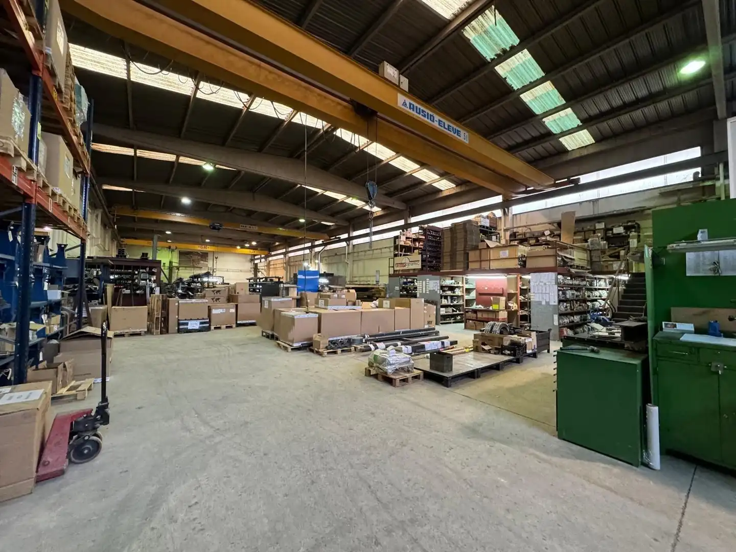 Fabrikhallen zur Miete in Igualada