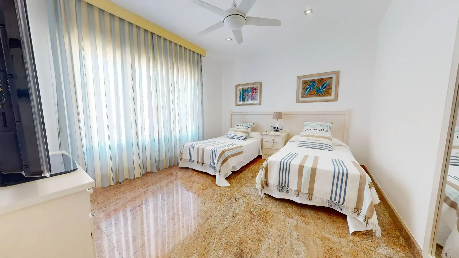 Dormitori de Casa o xalet en venda en Águilas amb Aire condicionat, Jardí privat i Terrassa