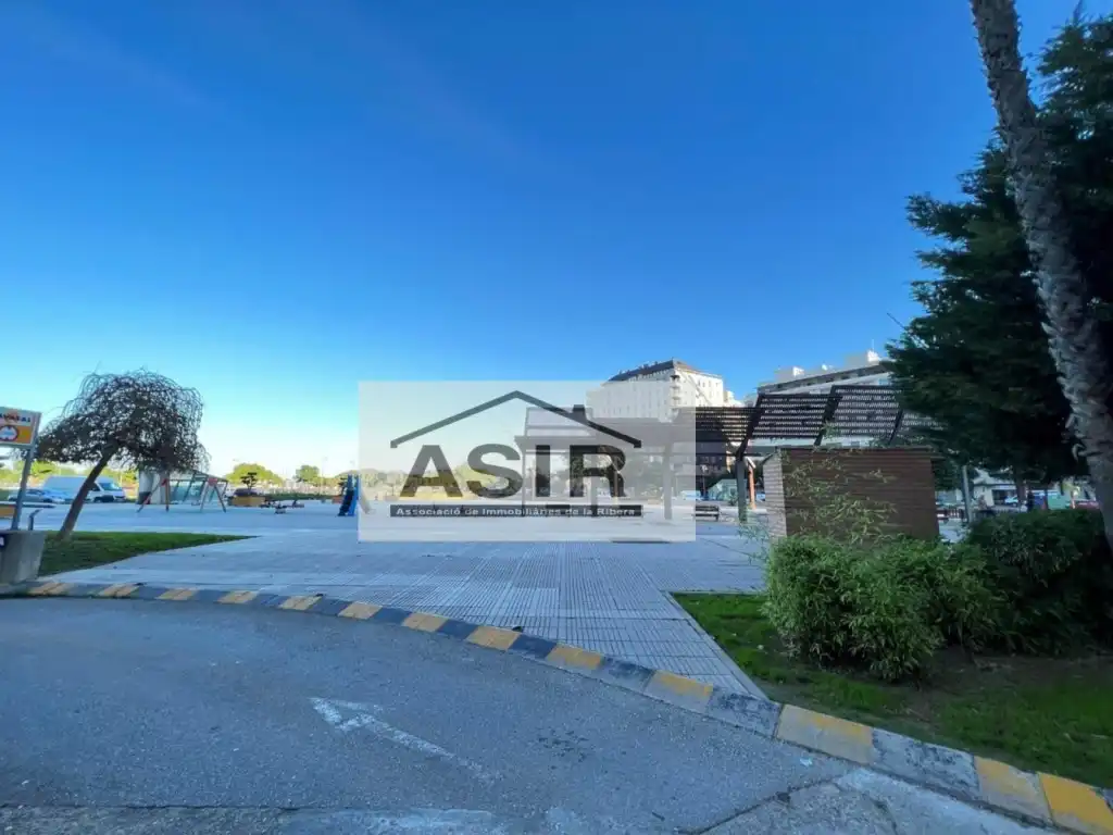 Exterior view of Garage for sale in Alzira