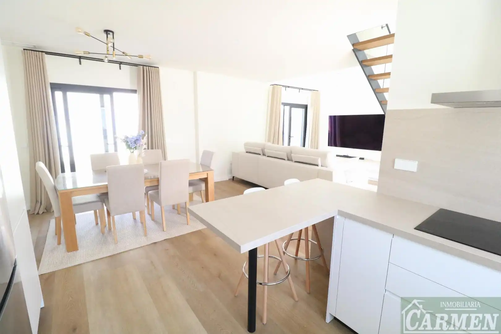 Sala d'estar de Casa o xalet en venda en Jerez de la Frontera amb Aire condicionat