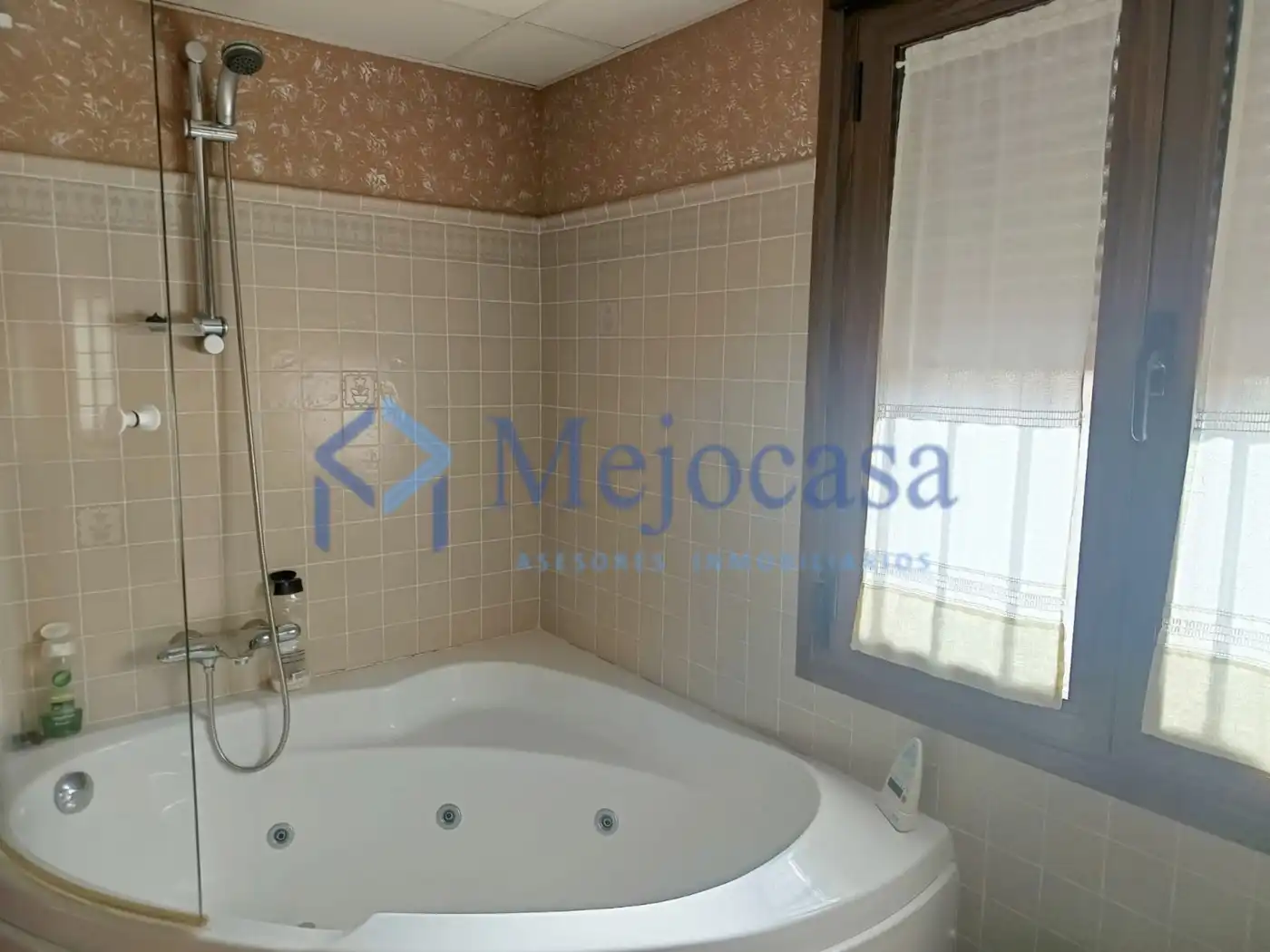 Bany de Casa o xalet en venda en Valdemoro amb Aire condicionat, Calefacció i Jardí privat