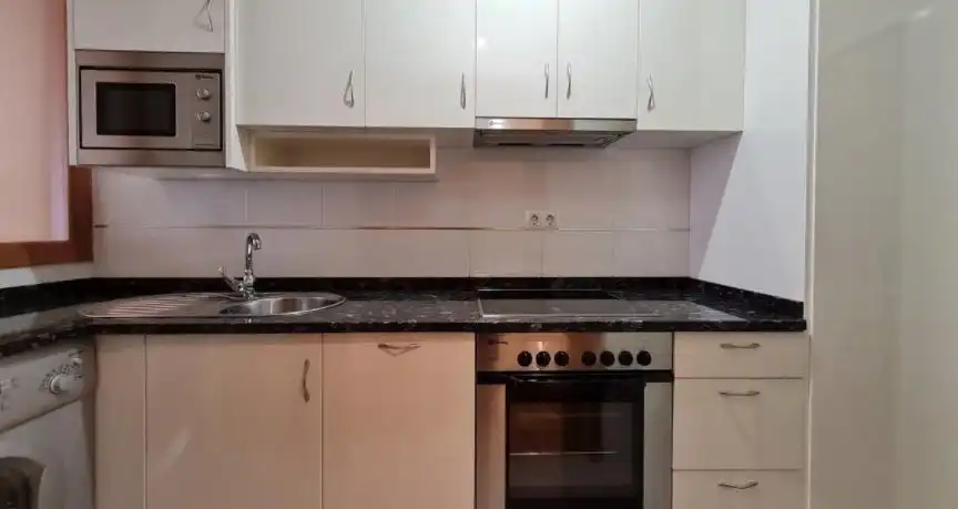 Kitchen of Flat for rent in Ourense Capital   with Heating, Furnished and Balcony