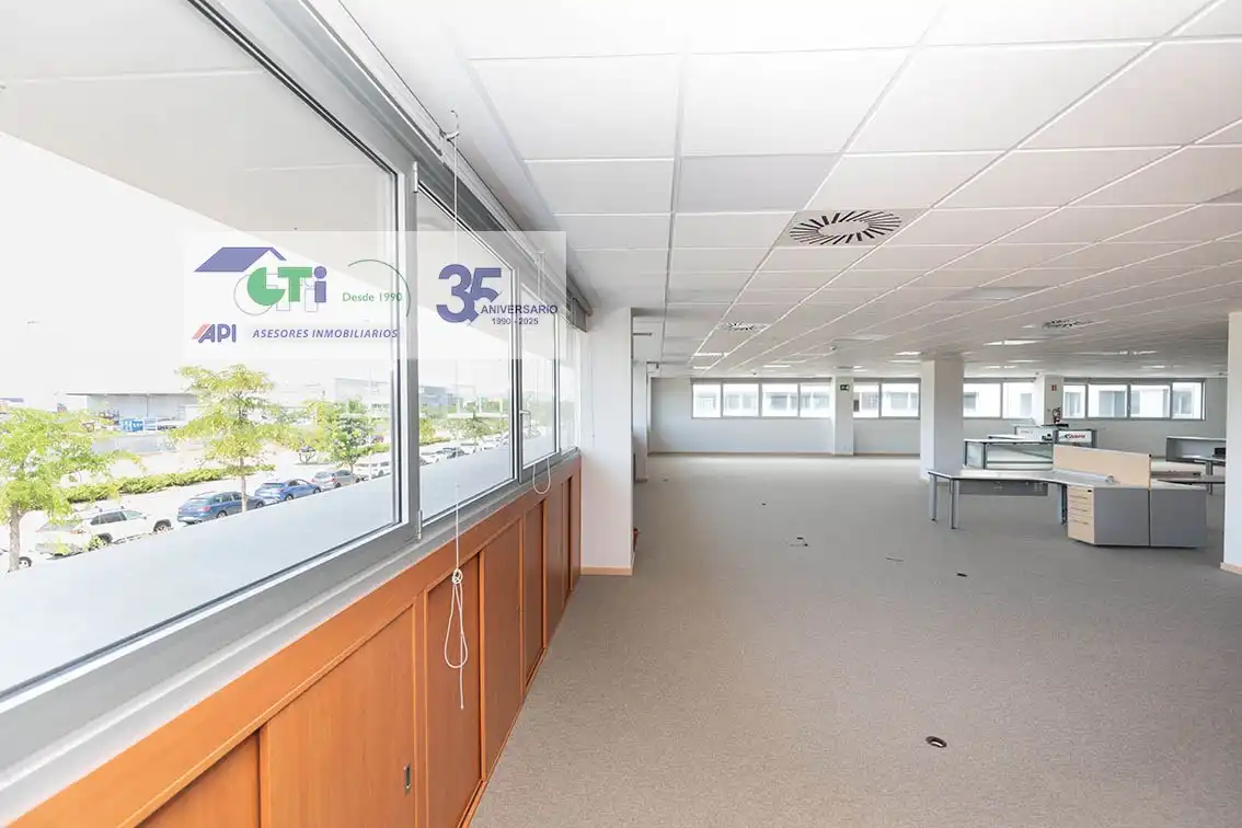 Office space to rent in C/Bari, imagen 22