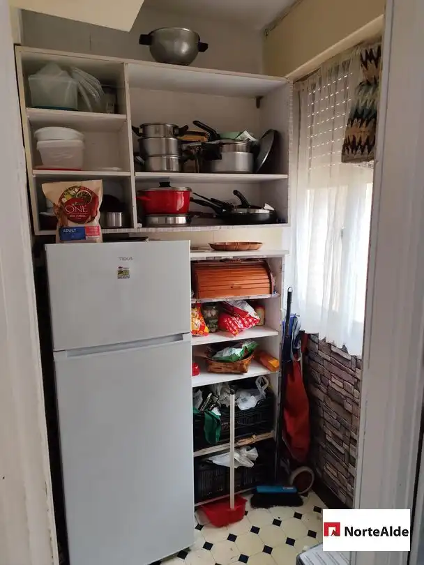 Cuina de Pis en venda en Barakaldo  amb Traster