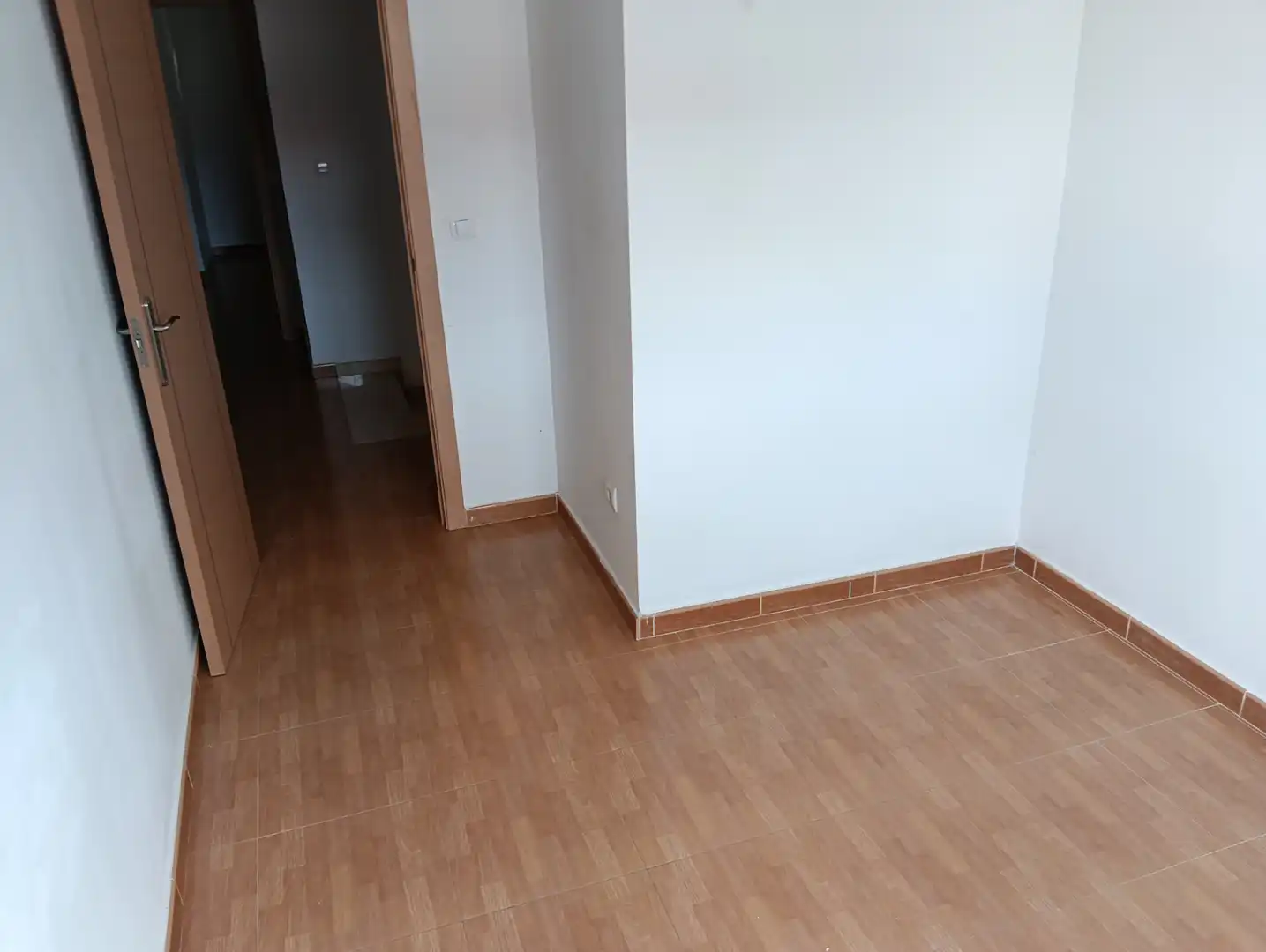 Einfamilien-Reihenhaus zur Miete in Vegas del Genil mit Klimaanlage, Privatgarten und Terrasse