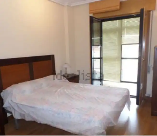 Schlafzimmer von Maisonette zur Miete in Salamanca mit Heizung, Parkett und Möbliert